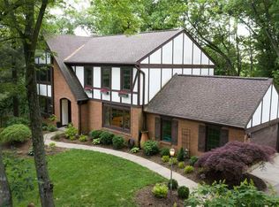 2146 Woodhaven Ct, Villa Hills, KY 41017