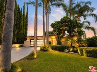 13523 Hartland St, Van Nuys, CA 91405