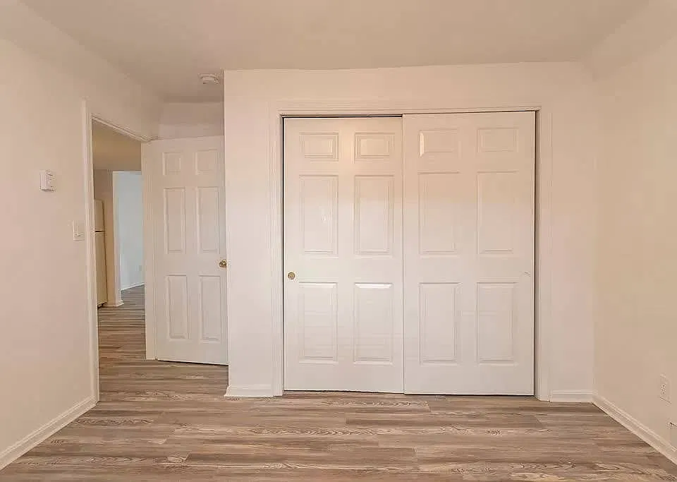 31 Fort Ave #B