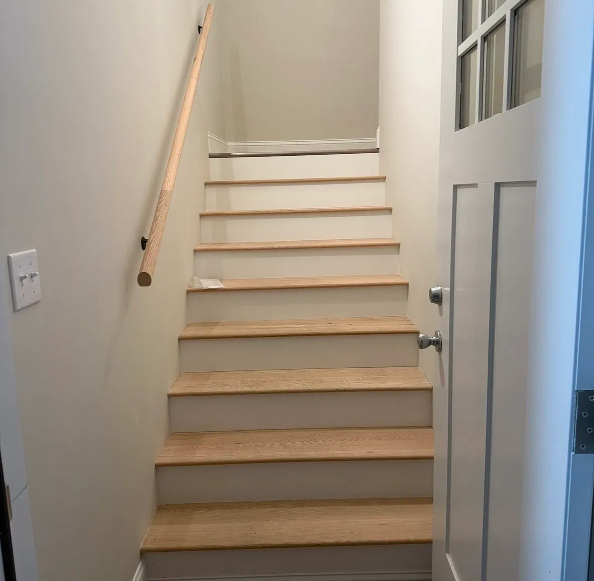 4 bed, 2214 sqft, $3,000 — Photo 2