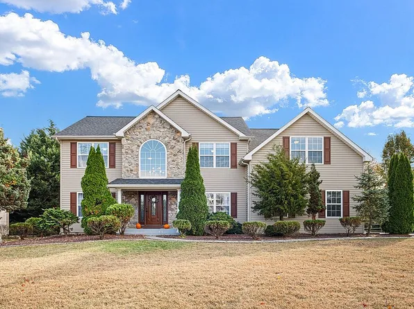 208 W Thomas Ct, Middletown, DE 19709