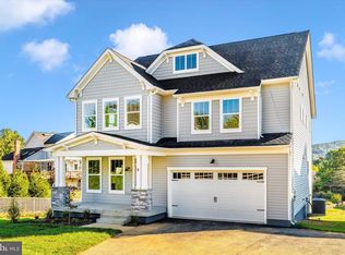 9 Fox Rock Dr, Myersville, MD 21773