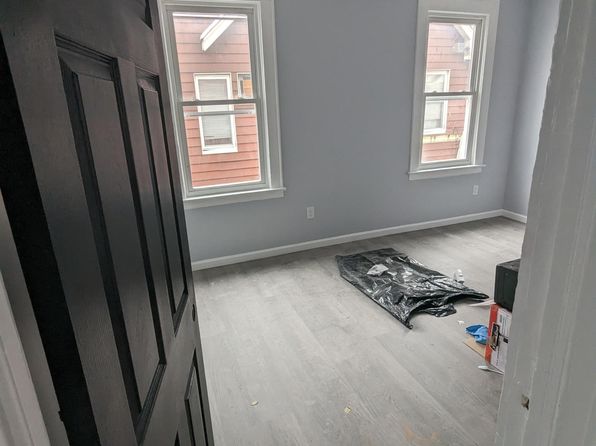 270 Schley St FLOOR 3