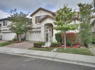 34389 Grand Canyon Dr, Union City, CA 94587