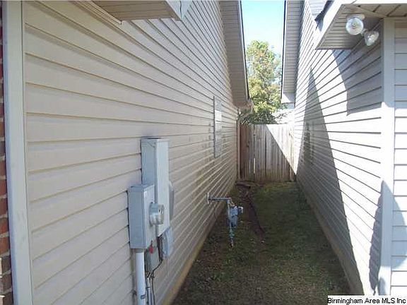2nd image of 6112 Ashbury Ln