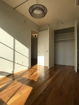 Rented by City Vista Inc | media 33