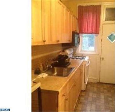 4th image of 4644 Ella St