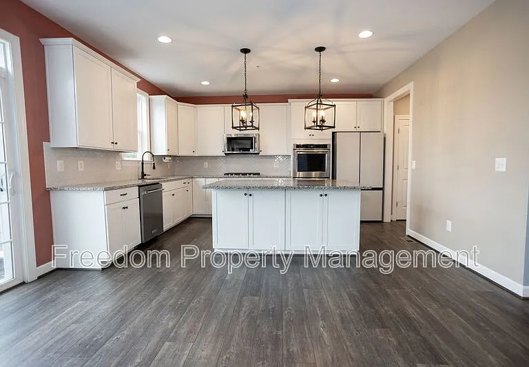 2425 Morgans Point Dr — Photo 19