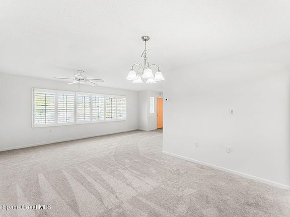4th image of 345 Dorset Dr