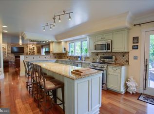 9 Hill Rd, Carlisle, PA 17015