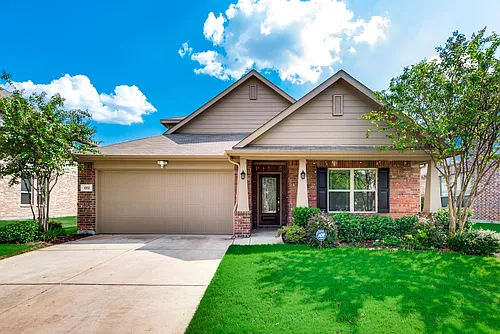 1312 Nacona Dr Photo 1