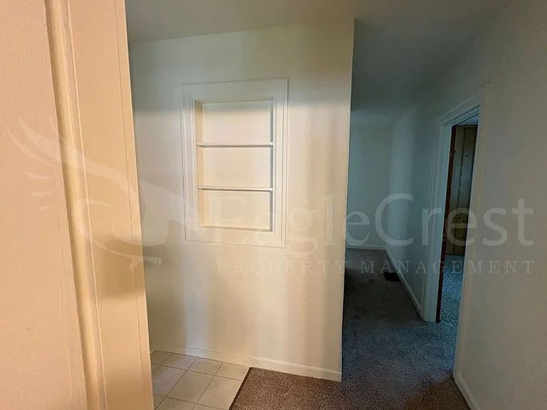 542 E Chestnut St — Photo 34