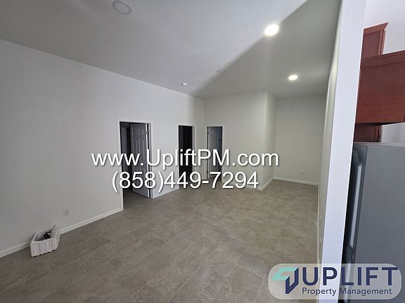 3rd image of 9013 Magnolia Ave