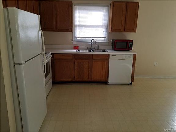 4th image of 14407 Singleton Ln