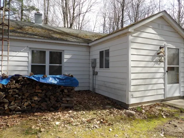 3266 Bamfield Rd, Glennie, MI 48737