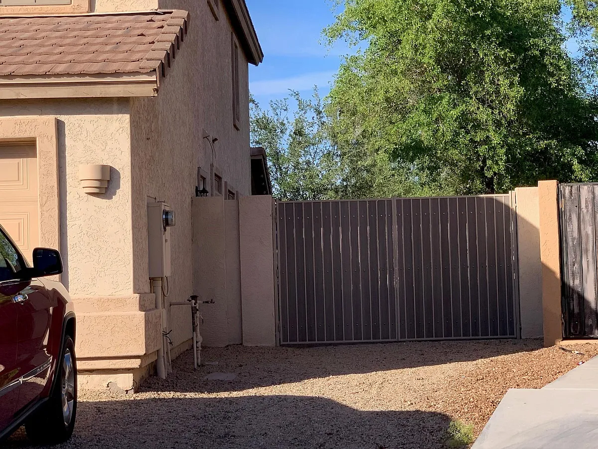 Building Photo - 7152 W Blackhawk Dr