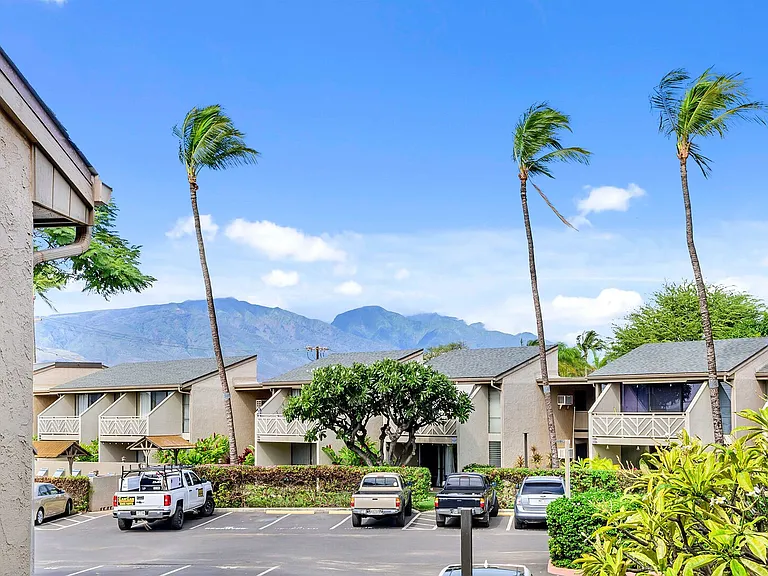 S Kihei Rd — Photo 36