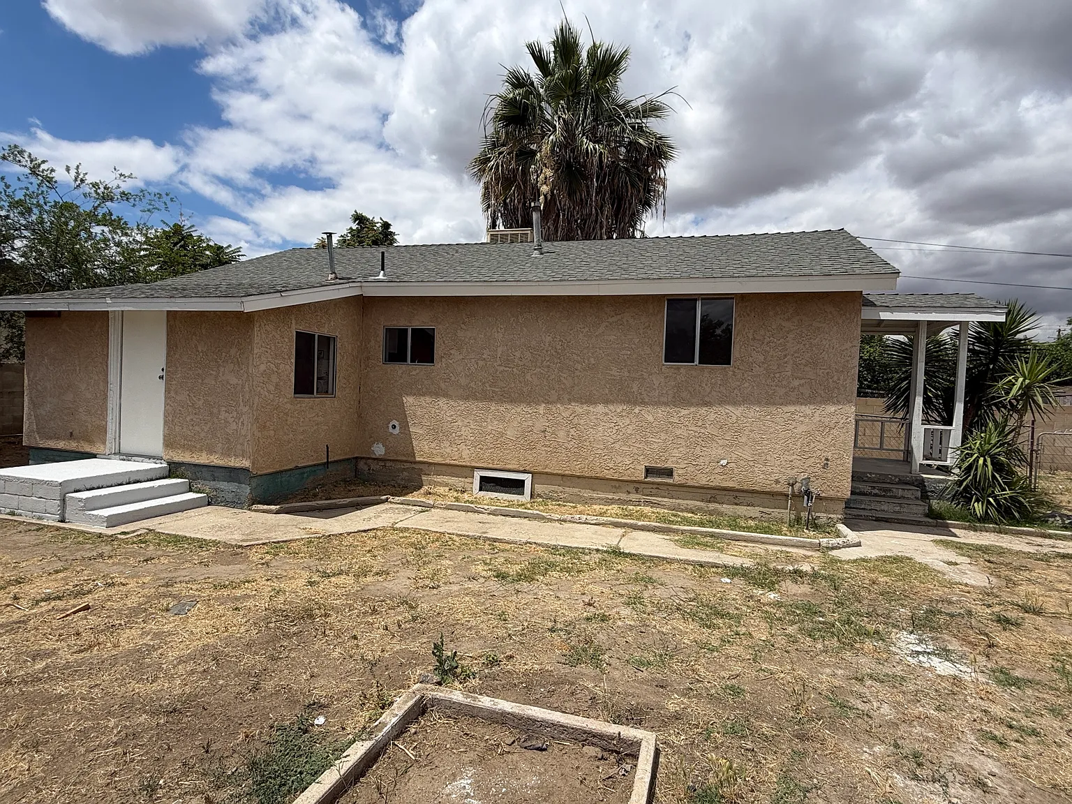 2 bed, 720 sqft, $1,250 — Photo 3