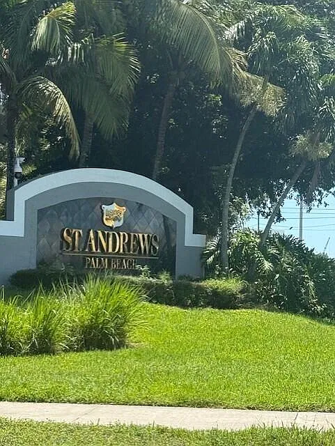 2 bed, 1.0 bath, 708 sqft, $1,800 — Photo 1