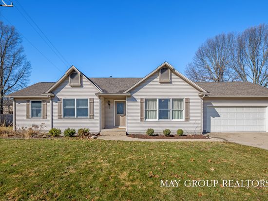 15257 Widgeon Rd, Grand Haven, MI 49417