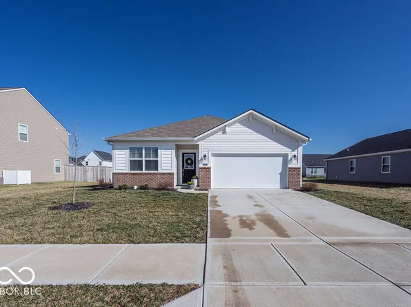 70 Fernleaf Dr, New Whiteland, IN 46184