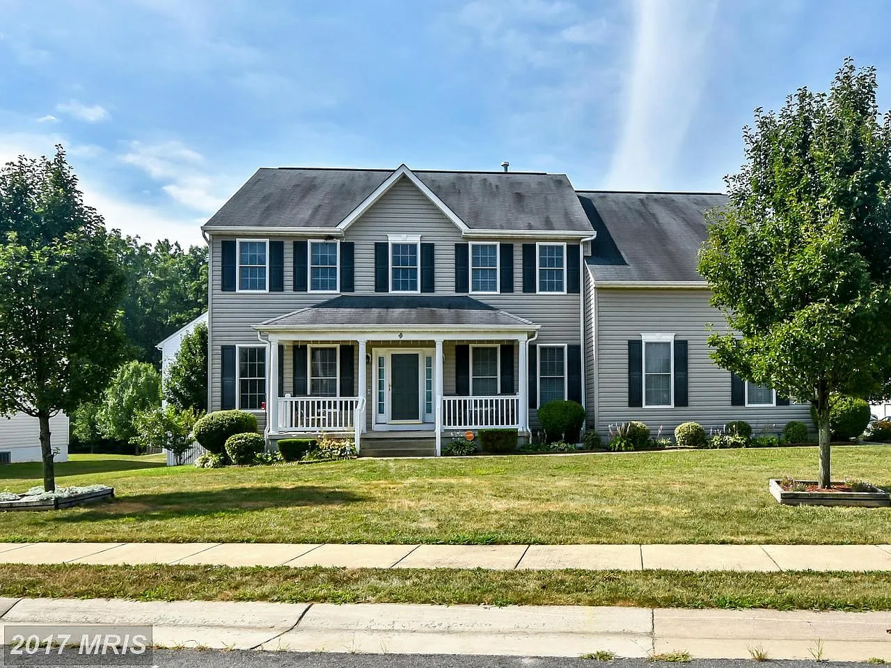 9 Shadowbrook Ln photo 1