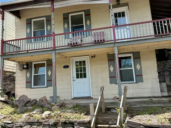 7 Walnut St, White Haven, PA 18661