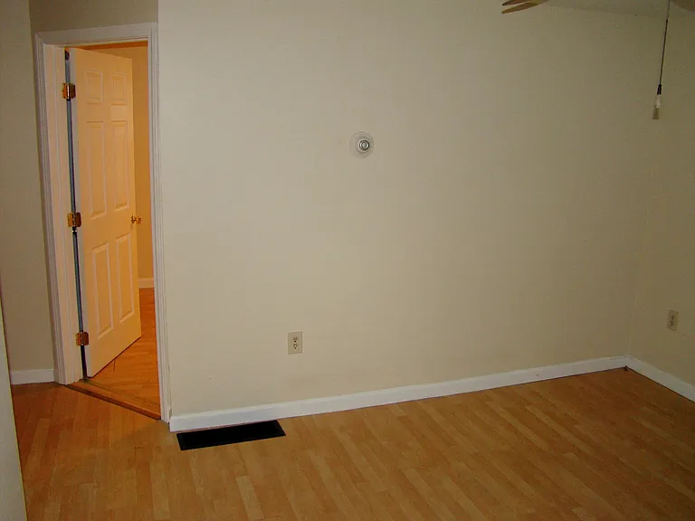 33 Norton St #1 — Photo 13