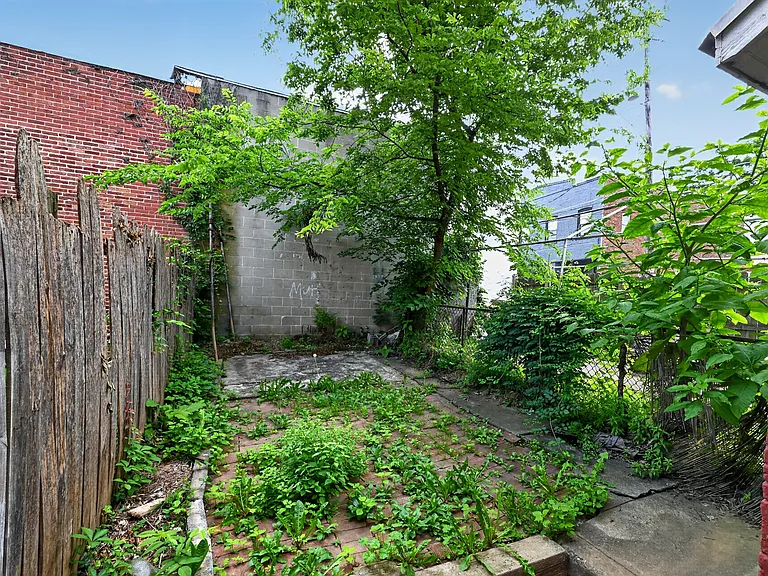 361 Beaver St — Photo 14
