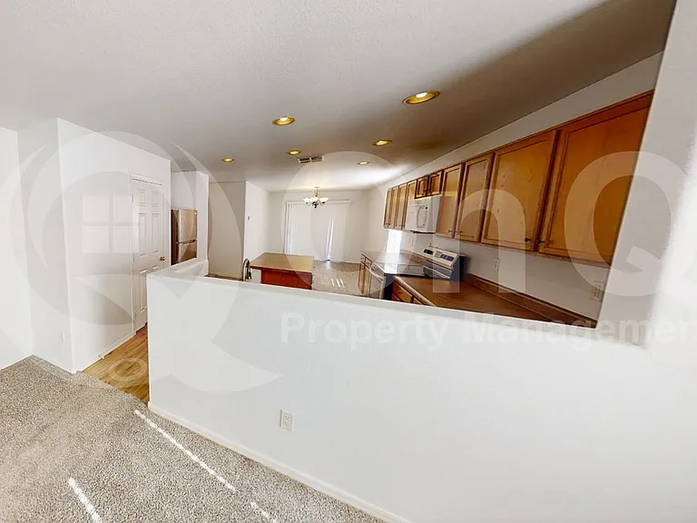 3643 E Constitution Dr — Photo 3