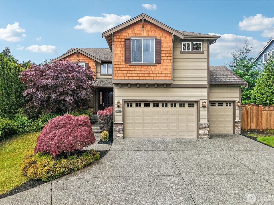 1st image of 17280 NE 120th Way