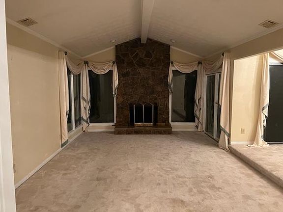 5th image of 3780 Clubhouse Ln SE