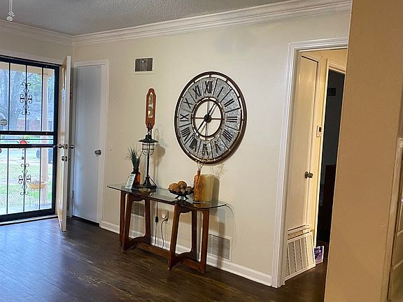 5th image of 5016 Lochinvar Dr