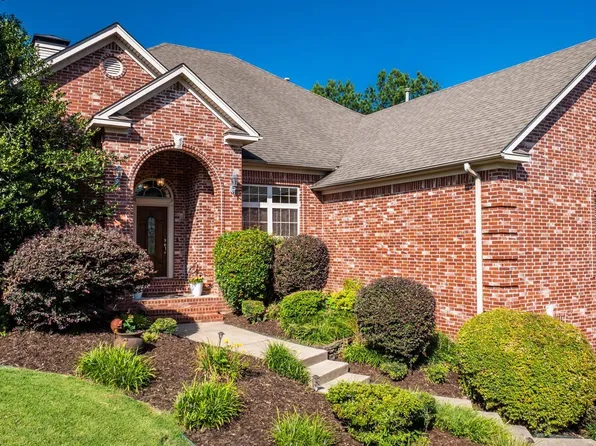 40 Belle River Cir, Maumelle, AR 72113