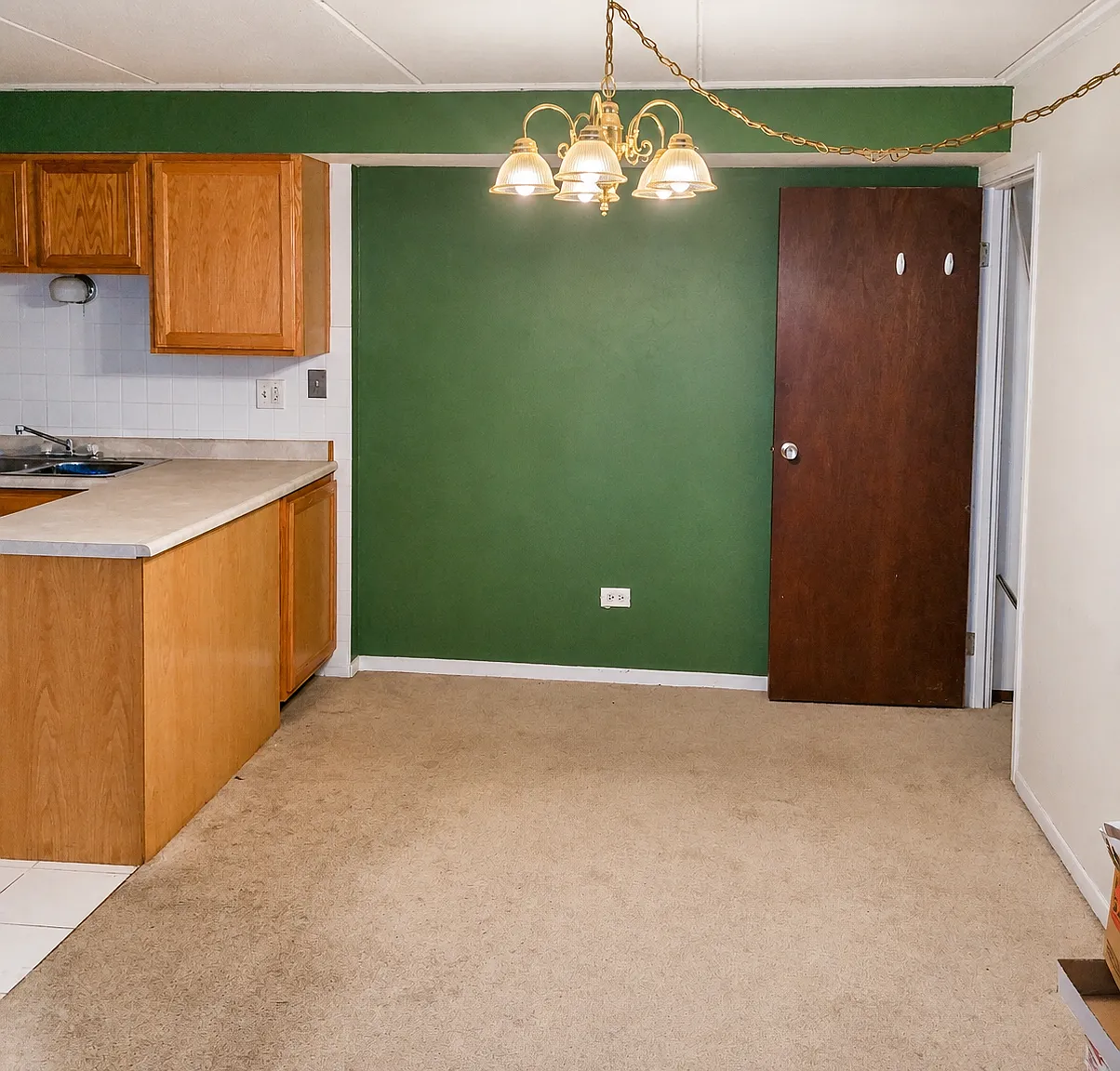 2 bed, 1.5 bath, 1047 sqft, $1,900 — Photo 2