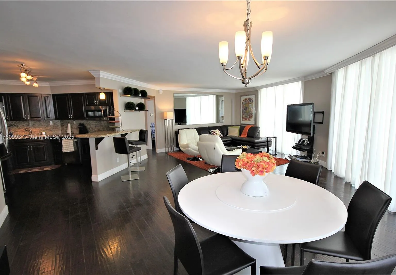Seacoast 5151 Condo — Photo 2