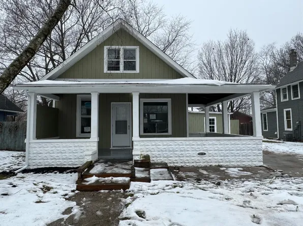 428 S 4th St, Chesterton, IN 46304