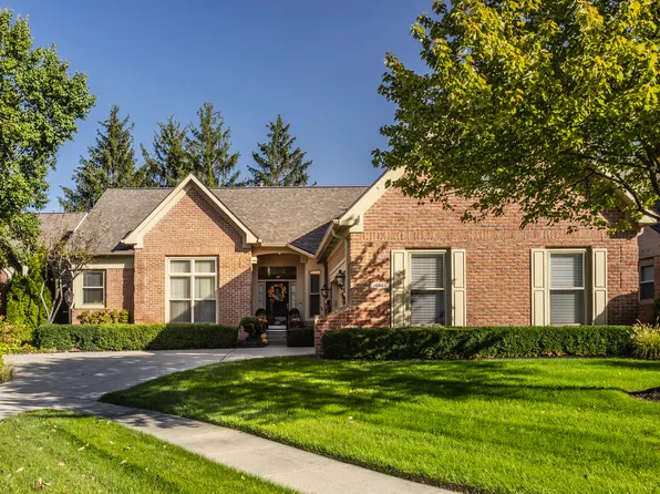 10386 Spring Highland Dr, Indianapolis, IN 46290