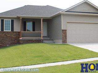 7609 Glynoaks Model Dr, Lincoln, NE 68516