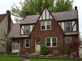 5824 Wickfield Dr, Parma Heights, OH 44130