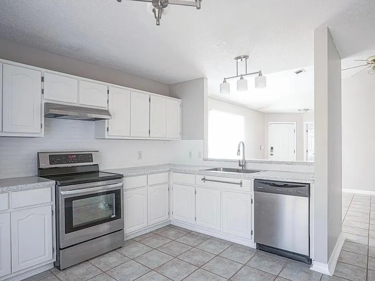 6521 Lake Joanna Cir — Photo 17