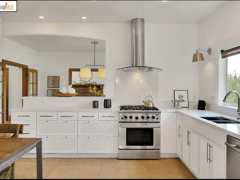 1 Hillwood Pl — Photo 10