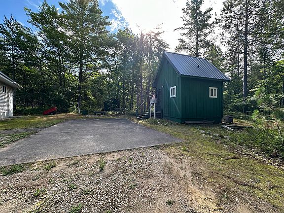 2nd image of 32098 W Pal Rd