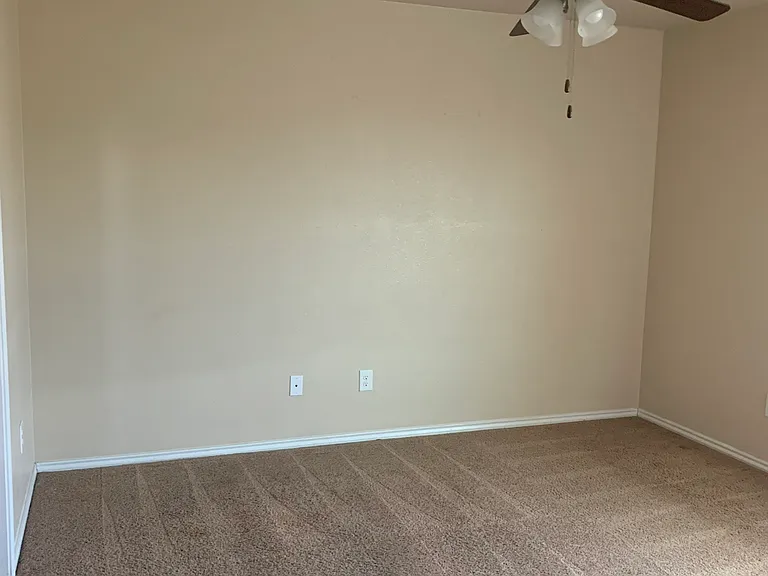 935 Brookview Dr #A — Photo 8