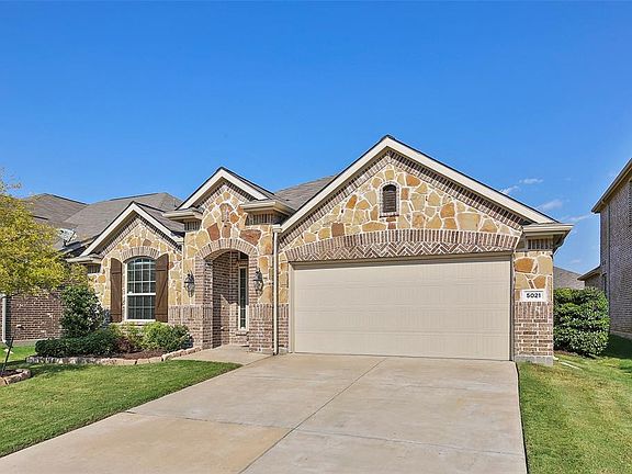 2nd image of 5021 McClellan Dr