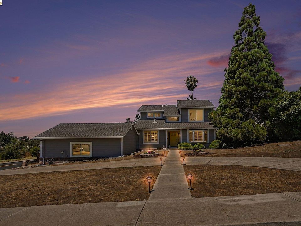 1st image of 332 Chardonnay Cir