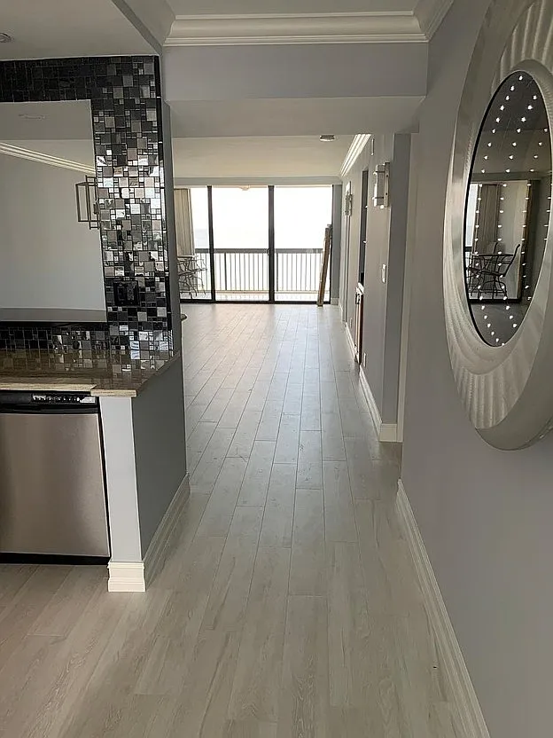 2 bed, 1250 sqft, $3,450 — Photo 2