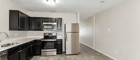 1708 Beau Ct — Photo 9