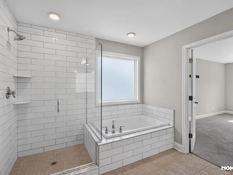 105 Irondale Ct — Photo 17