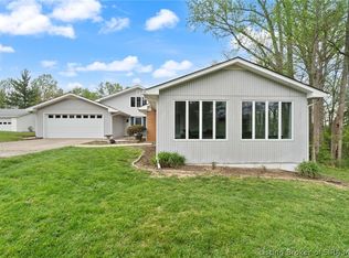 1020 Country Club Rd NE, Corydon, IN 47112